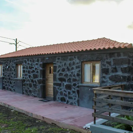 Quinta Do Almanac * Queimada (Azores)