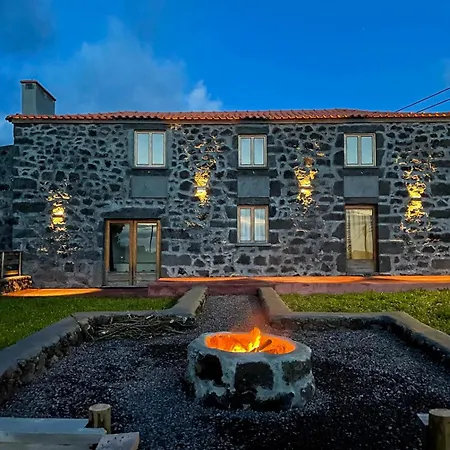 Quinta Do Almanac * Queimada (Azores)